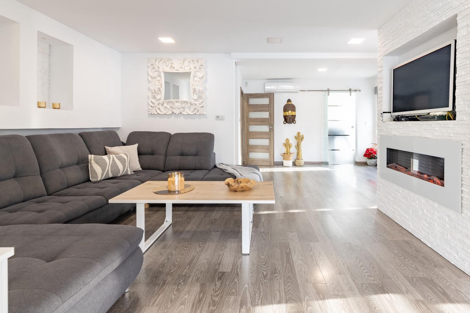 4 slaapkamer Villa te koop in Vinaros met zwembad garage - € 470.000 (Ref: 9519261)