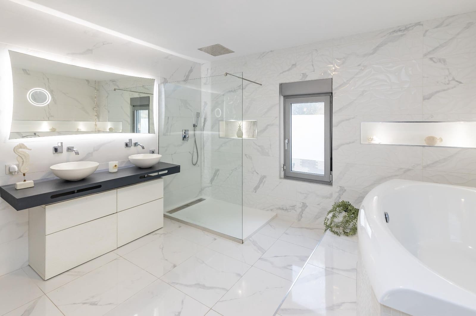 4 slaapkamer Villa te koop in Vinaros met zwembad garage - € 470.000 (Ref: 9519261)