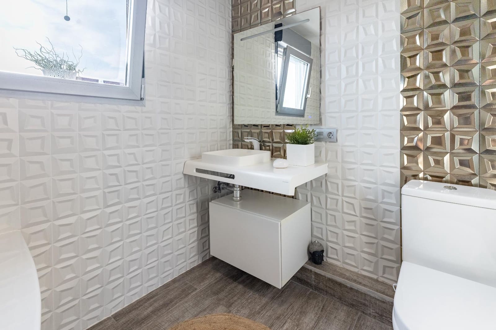 Chalet de 4 habitaciones en Vinaròs en venta con piscina garaje - 460.000 € (Ref: 9519261)