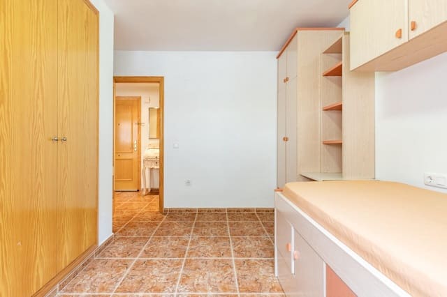 3 makuuhuone Asunto myytävänä paikassa Chilches - 148 000 € (Ref: 9556085)