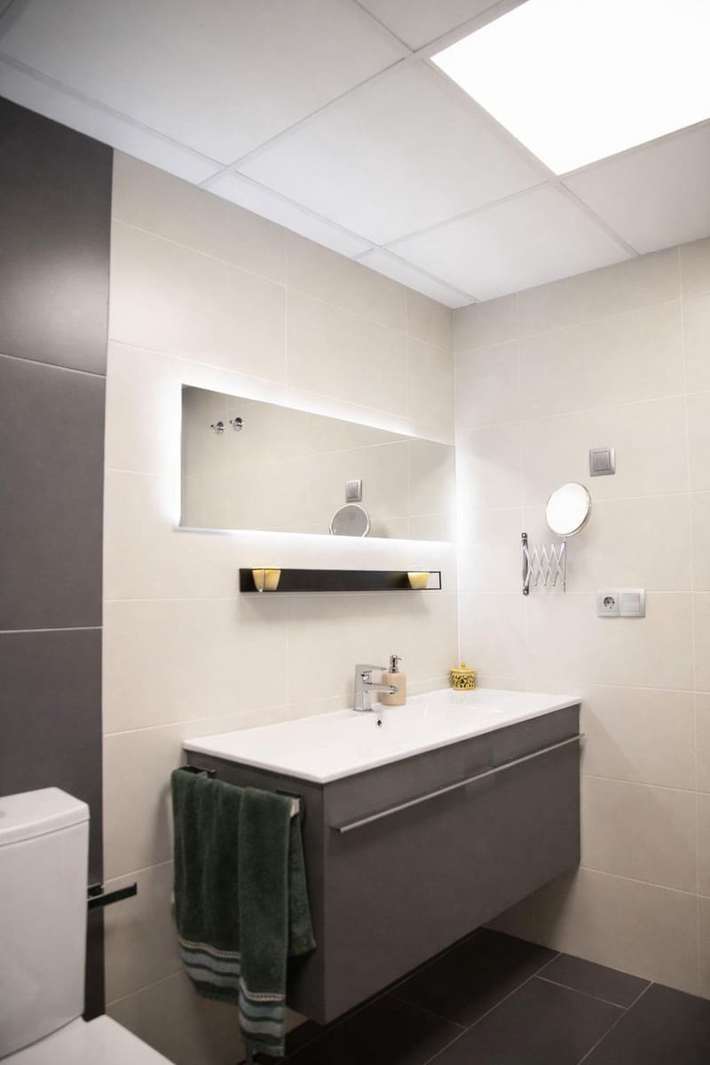 4 soverom Penthouse til leie i Valencia by - € 1 950 (Ref: 9556086)