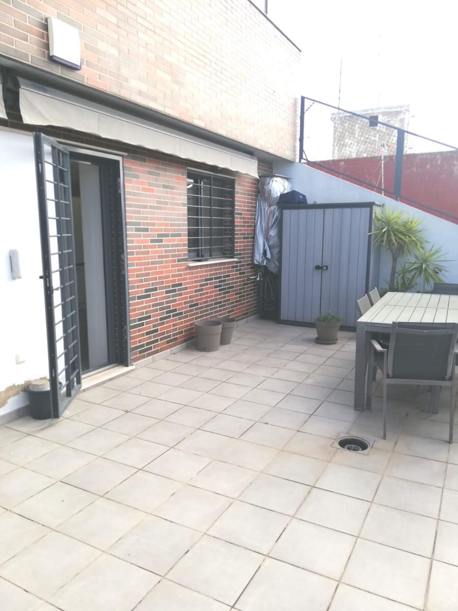 4 soverom Penthouse til leie i Valencia by - € 1 950 (Ref: 9556086)