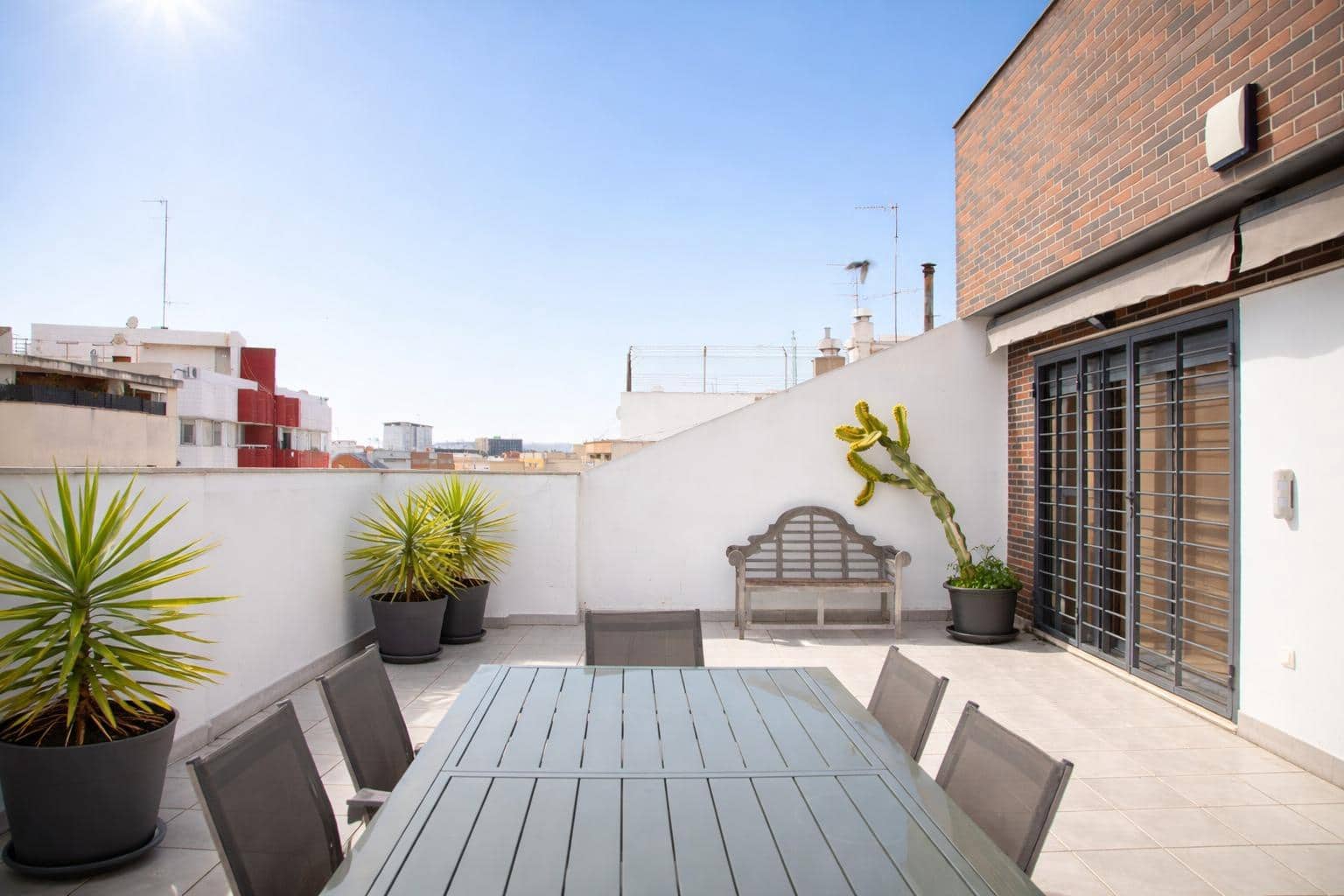 4 soverom Penthouse til leie i Valencia by - € 1 950 (Ref: 9556086)