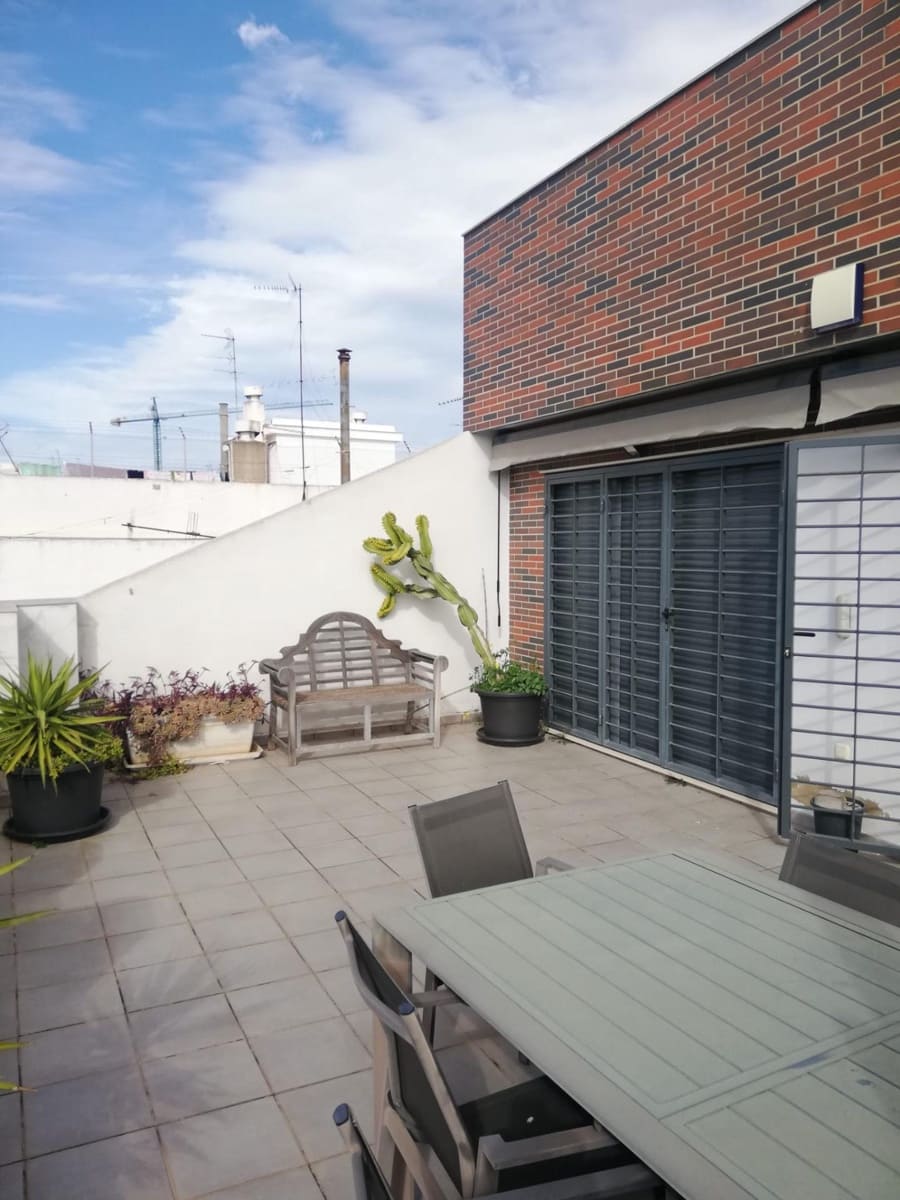 4 soverom Penthouse til leie i Valencia by - € 1 950 (Ref: 9556086)