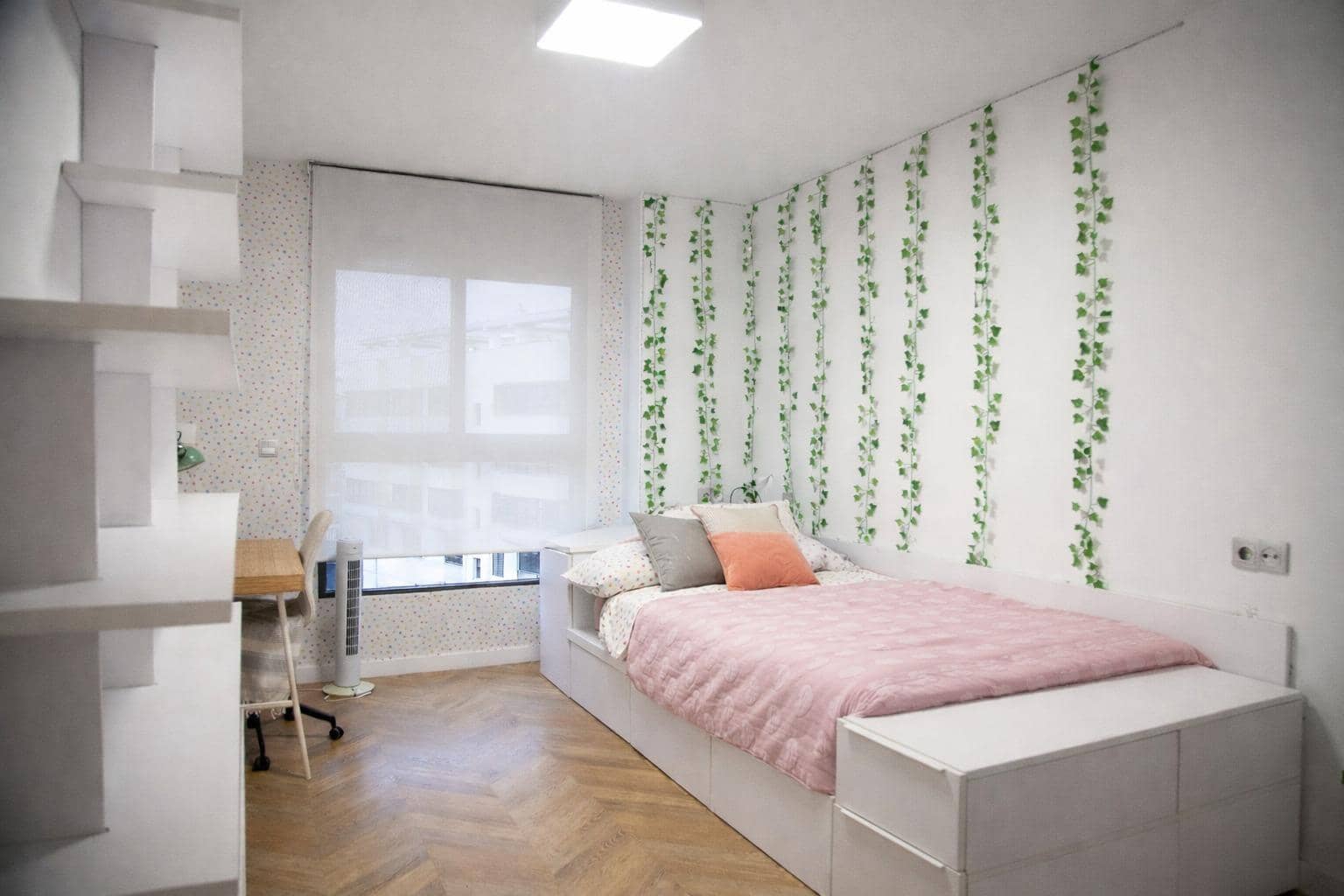 4 soverom Penthouse til leie i Valencia by - € 1 950 (Ref: 9556086)