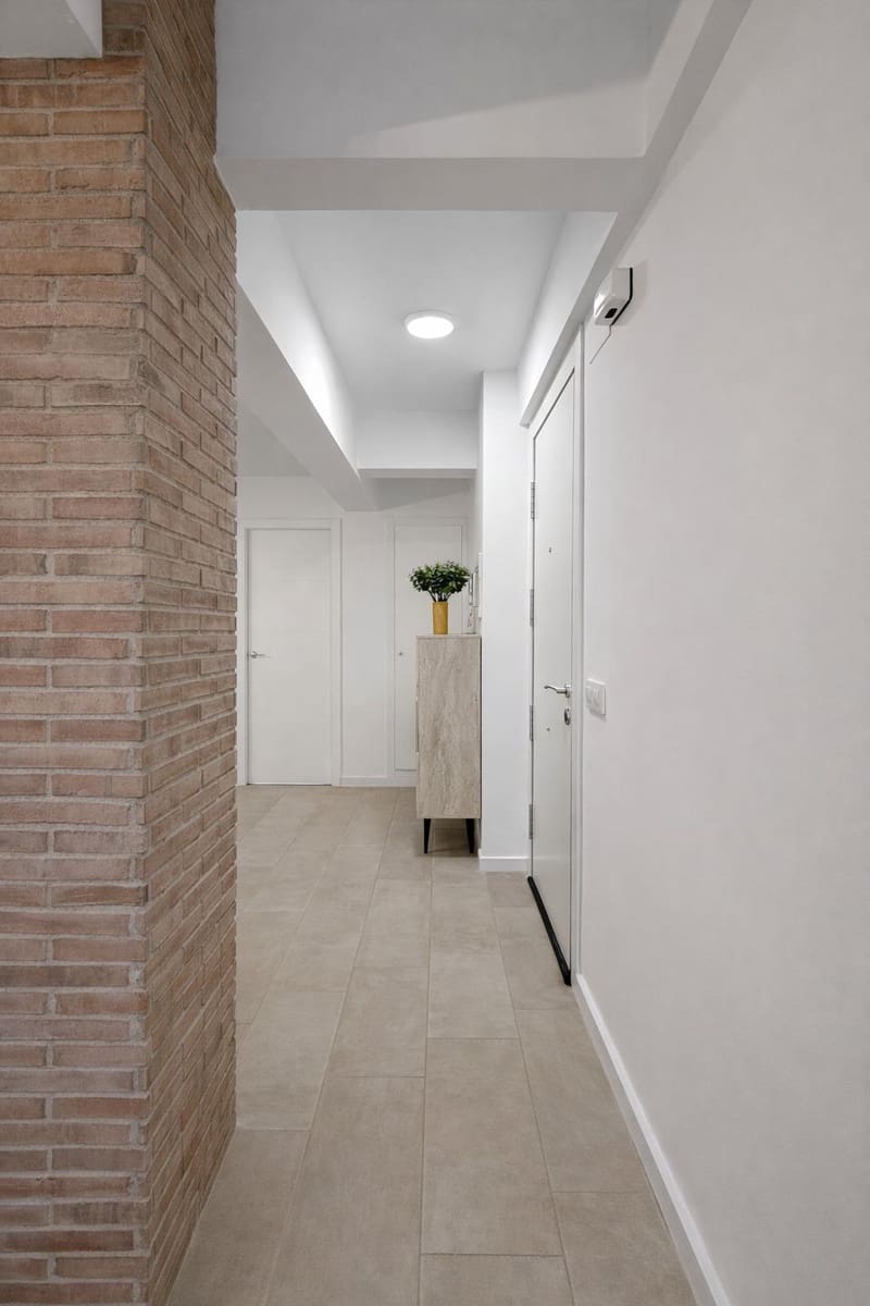 3 soveværelse Lejlighed til leje i Valencia by - € 1.400 (Ref: 9556090)