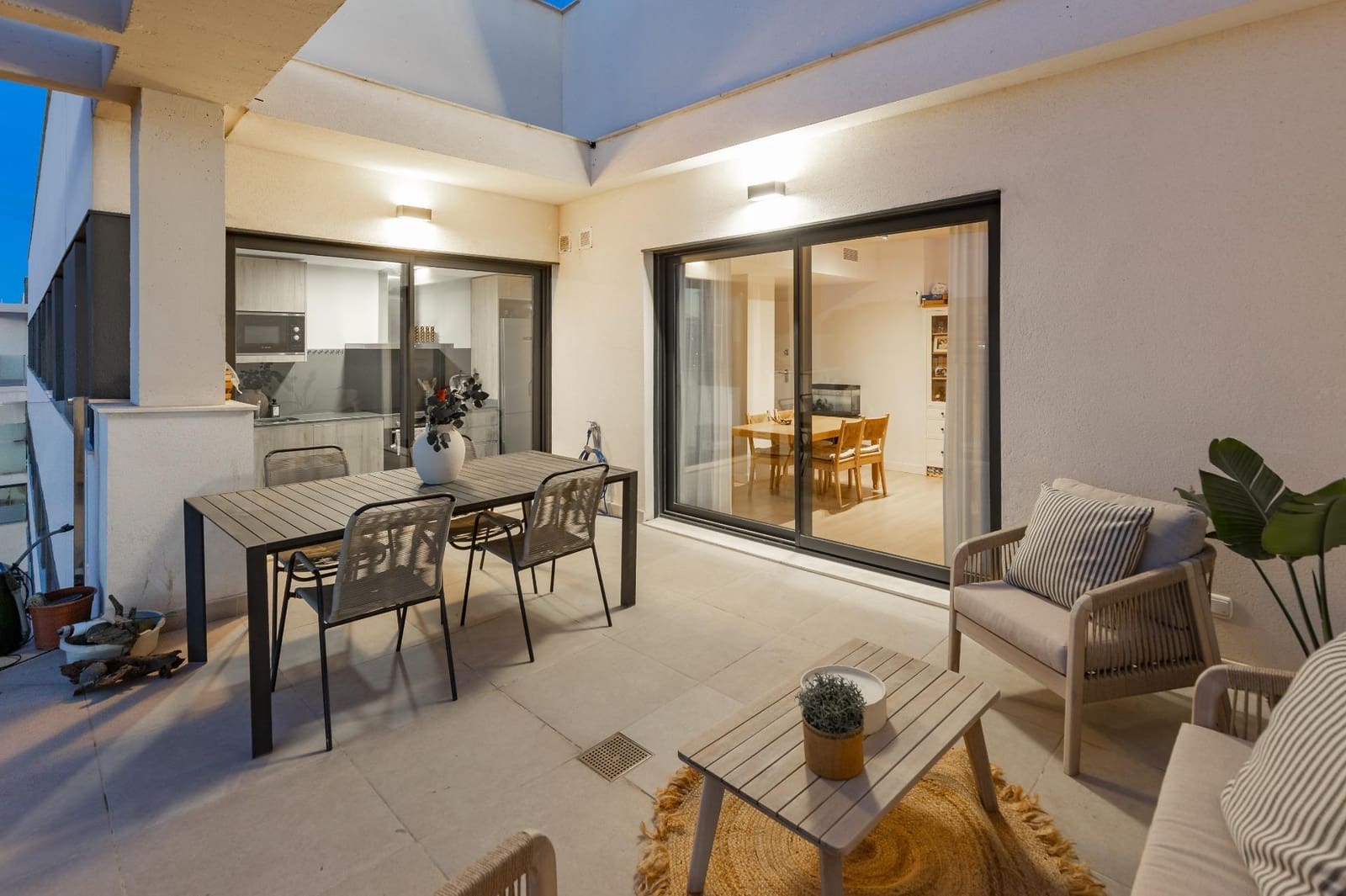 2 sovrum Takvåning till salu i Valencia stad med pool garage - 320 000 € (Ref: 9574833)