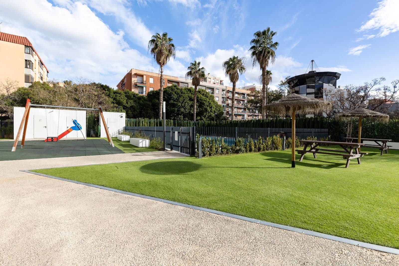 2 sovrum Takvåning till salu i Valencia stad med pool garage - 320 000 € (Ref: 9574833)