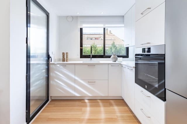 3 sovrum Takvåning till salu i Masarrochos / Massarrojos, Valencia stad med pool garage - 399 000 € (Ref: 9574834)