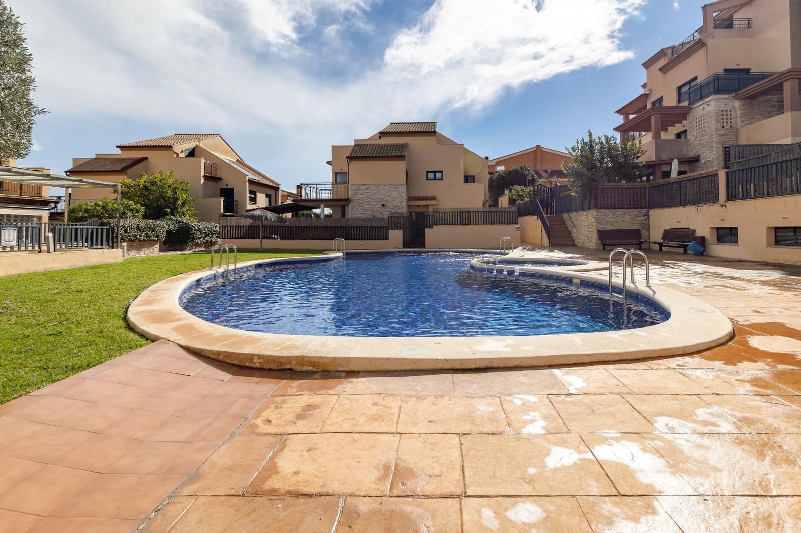 3 bedroom Penthouse for sale in Rocafort with pool garage - € 399,000 (Ref: 9574834)