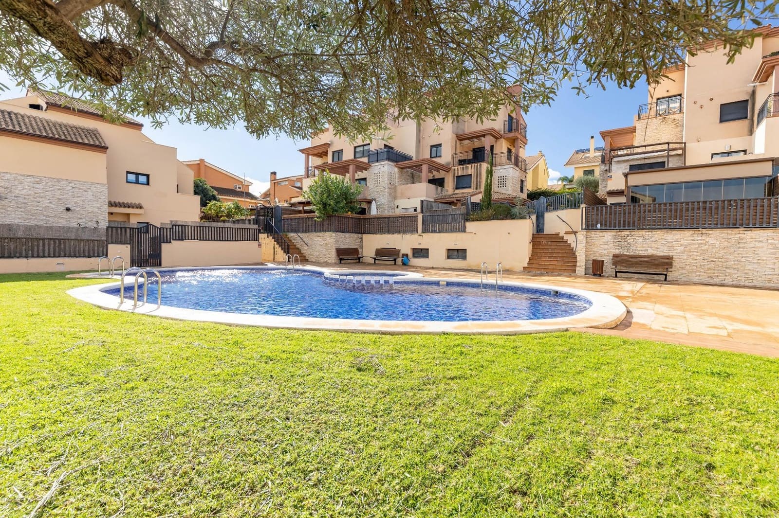 3 bedroom Penthouse for sale in Rocafort with pool garage - € 399,000 (Ref: 9574834)