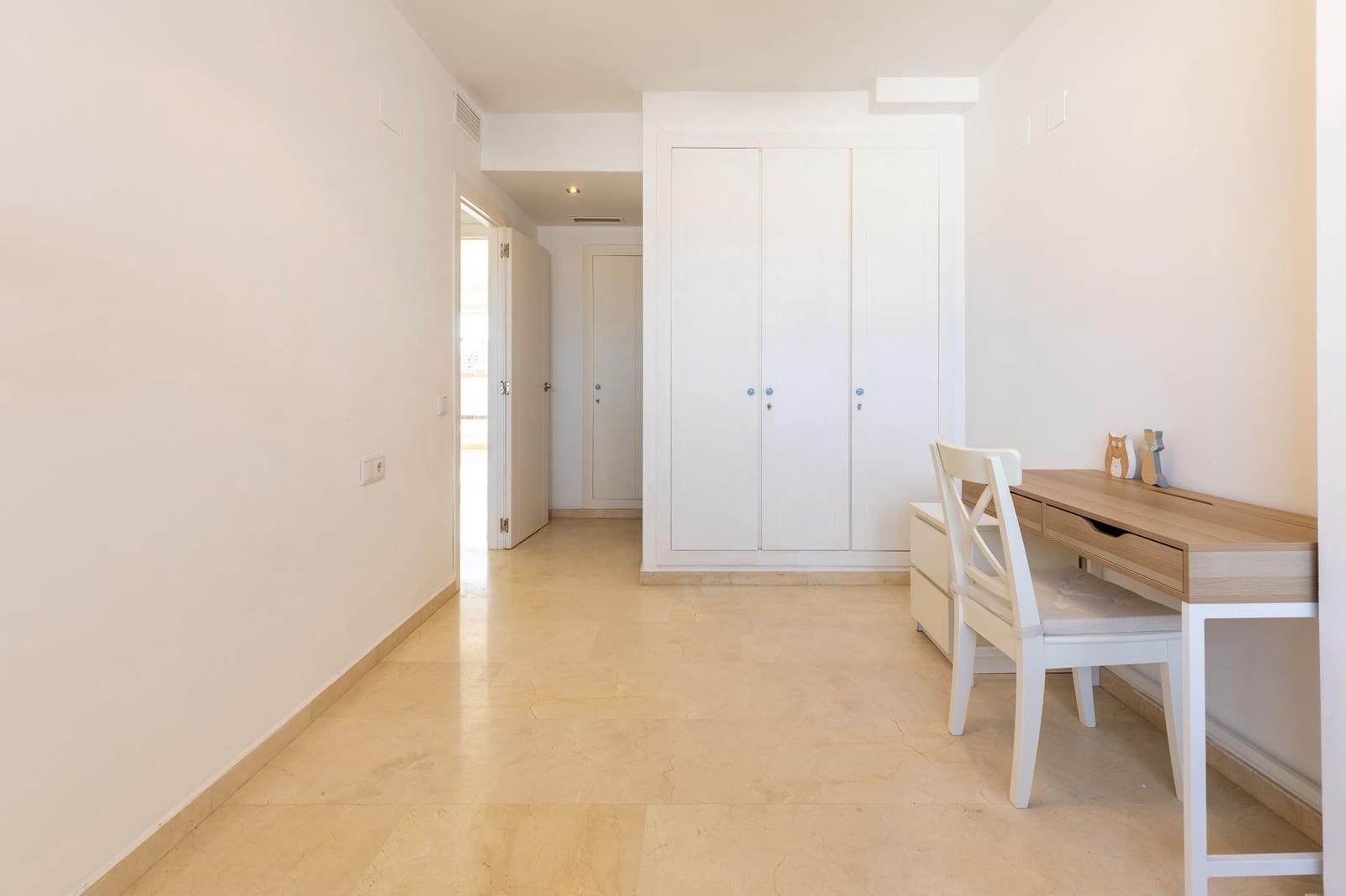 Penthouse de 3 chambres à louer à Valence ville avec garage - 1 800 € (Ref: 9591607)