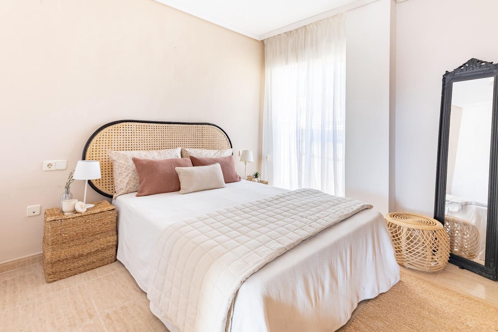 3 bedroom Penthouse for sale in Valencia city with garage - € 300,000 (Ref: 9599746)