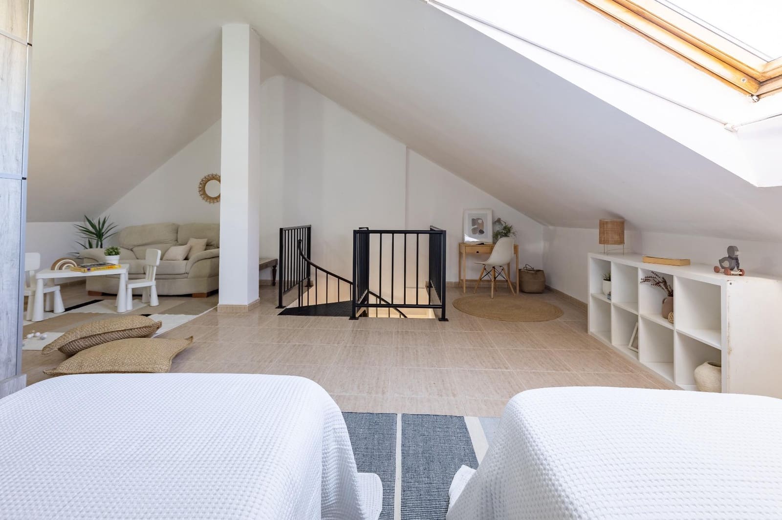 3 bedroom Penthouse for sale in Valencia city with garage - € 300,000 (Ref: 9599746)