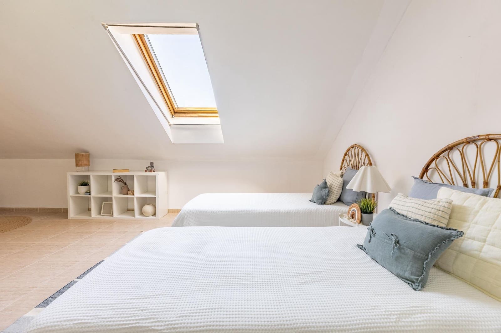 3 bedroom Penthouse for sale in Valencia city with garage - € 300,000 (Ref: 9599746)