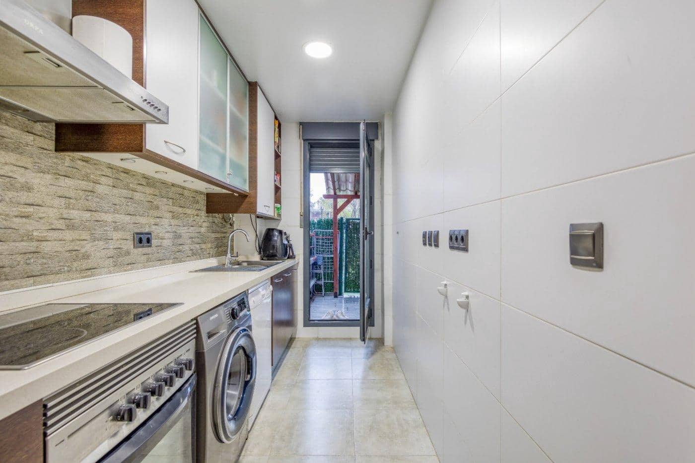 2 slaapkamer Flat te koop in Museros met zwembad garage - € 200.000 (Ref: 9599747)