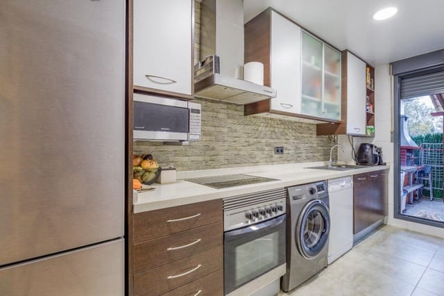 2 slaapkamer Flat te koop in Museros met zwembad garage - € 200.000 (Ref: 9599747)