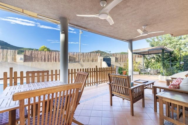 Chalet de 3 habitaciones en Benicàssim en venta con garaje - 549.000 € (Ref: 9599748)