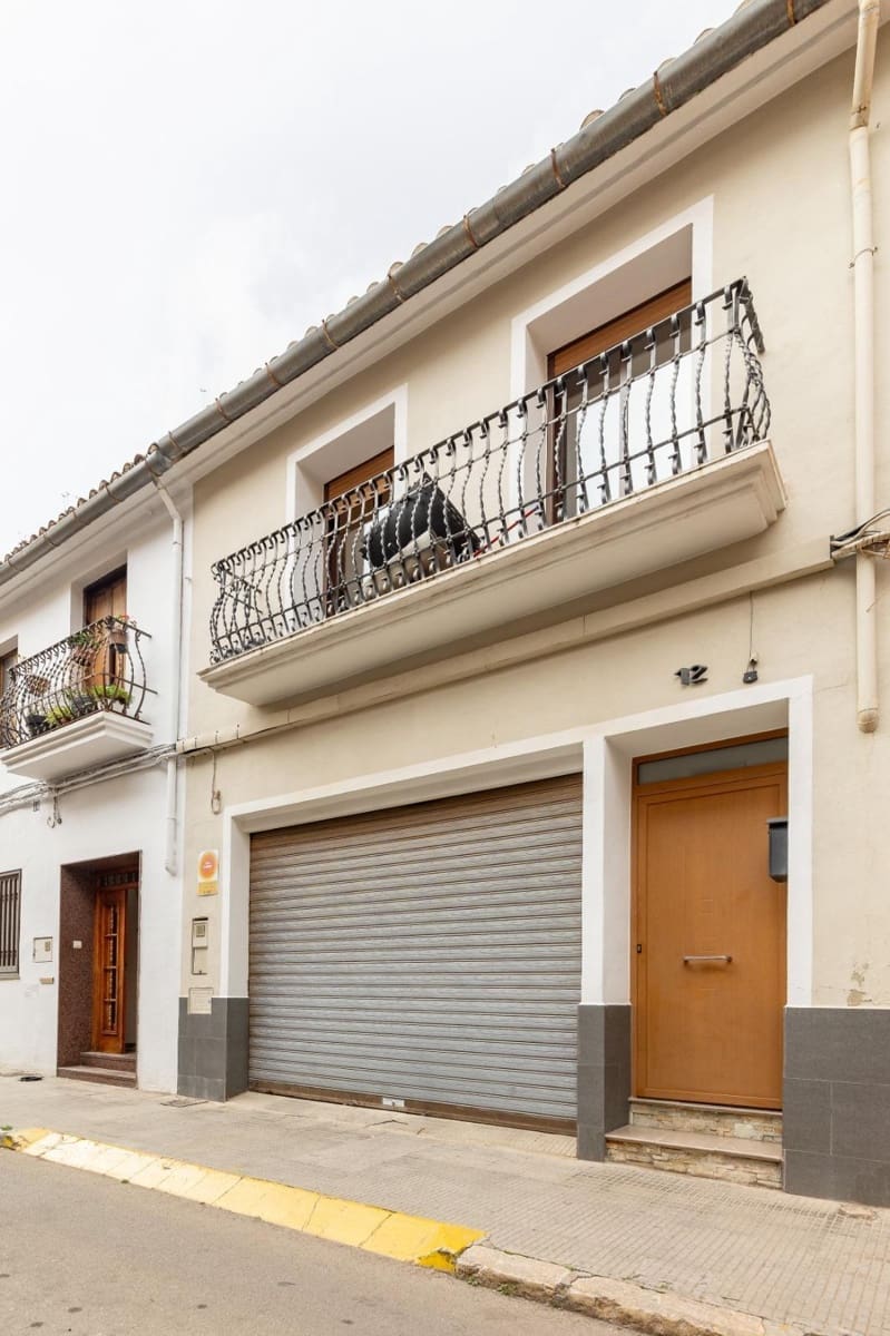 3 chambre Villa/Maison à vendre à Carcaixent avec garage - 198 000 € (Ref: 9599752)