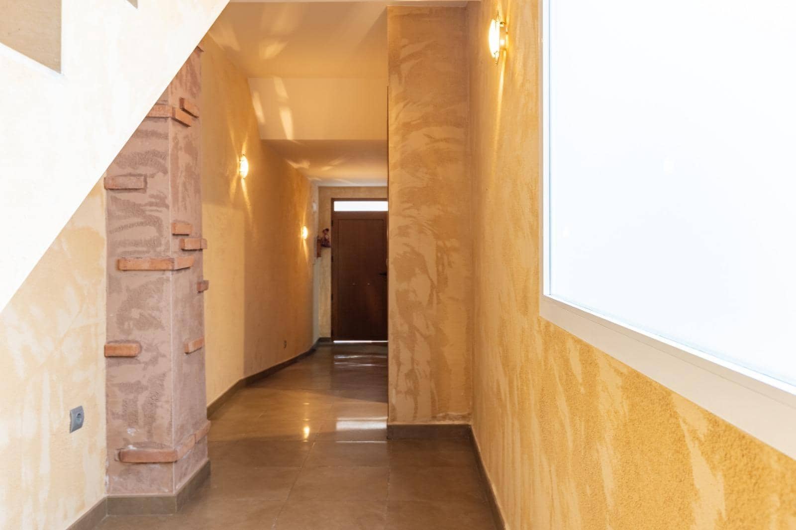 3 chambre Villa/Maison à vendre à Carcaixent avec garage - 198 000 € (Ref: 9599752)