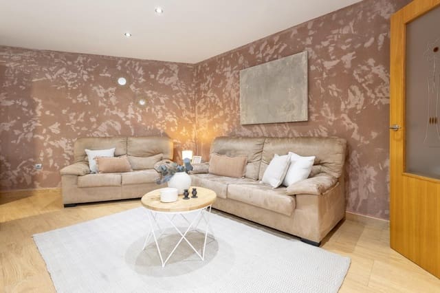 3 chambre Villa/Maison à vendre à Carcaixent avec garage - 198 000 € (Ref: 9599752)