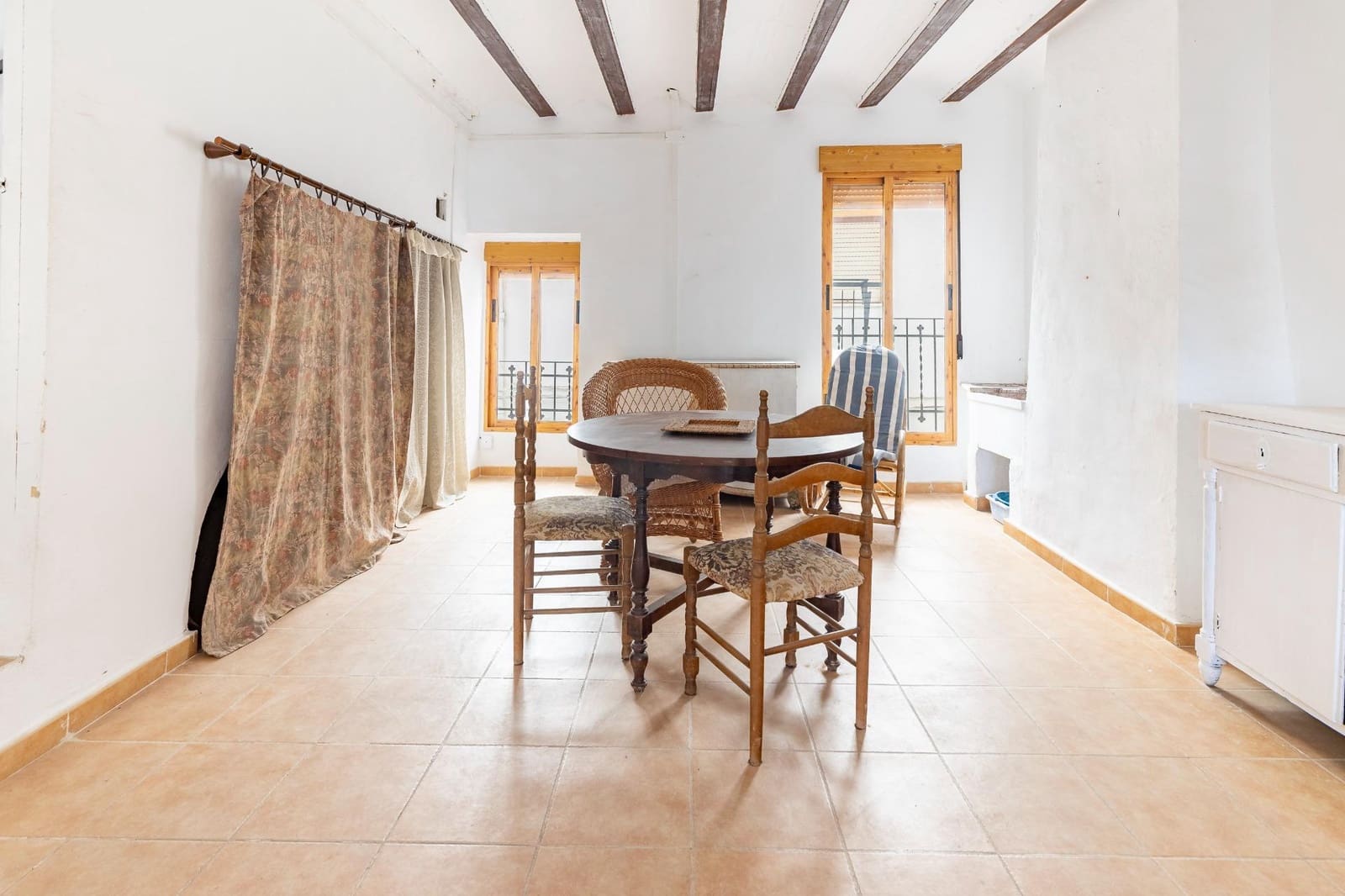 6 soverom Finca/Herregård til salgs i Chulilla - € 155 000 (Ref: 9599753)