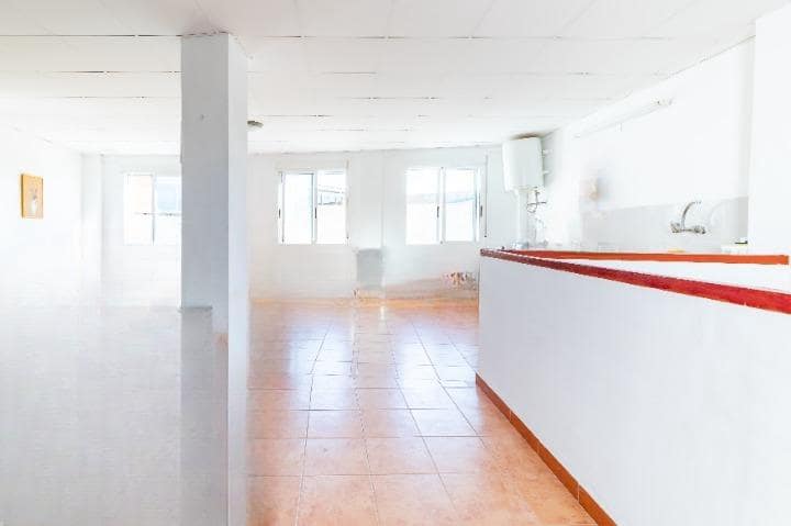 Adosado de 5 habitaciones en Benigánim en venta con garaje - 249.000 € (Ref: 9619545)