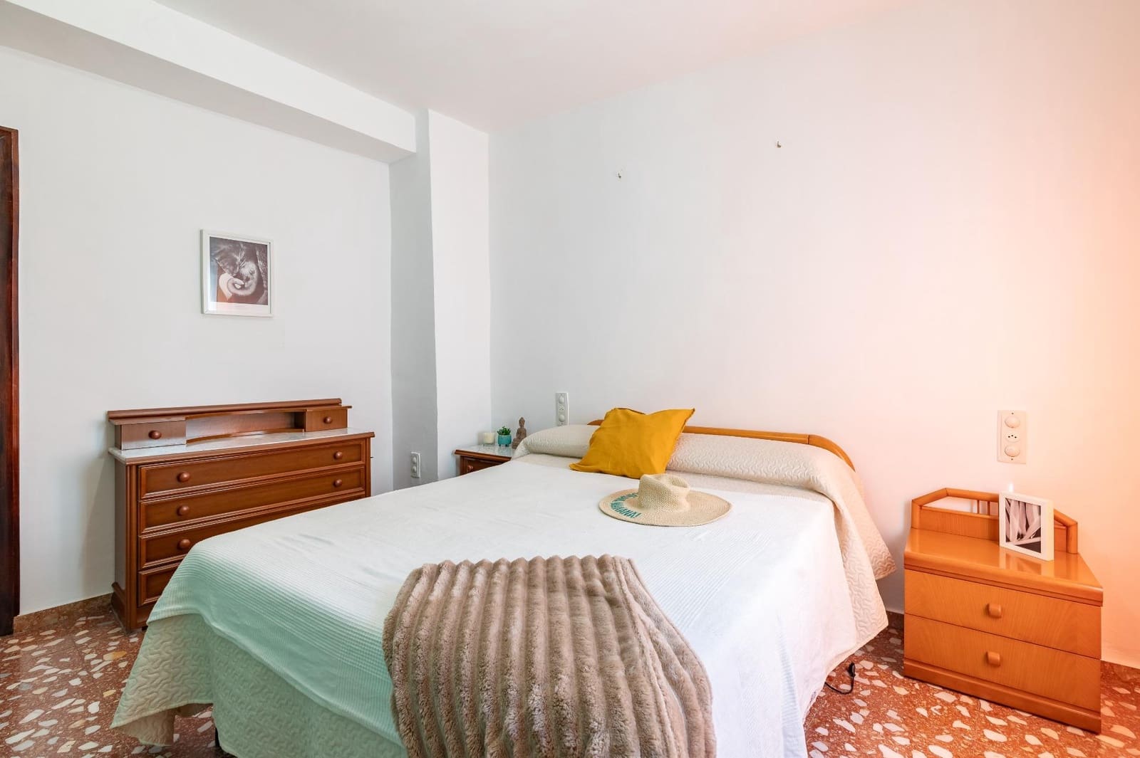 Adosado de 5 habitaciones en Benigánim en venta con garaje - 249.000 € (Ref: 9619545)