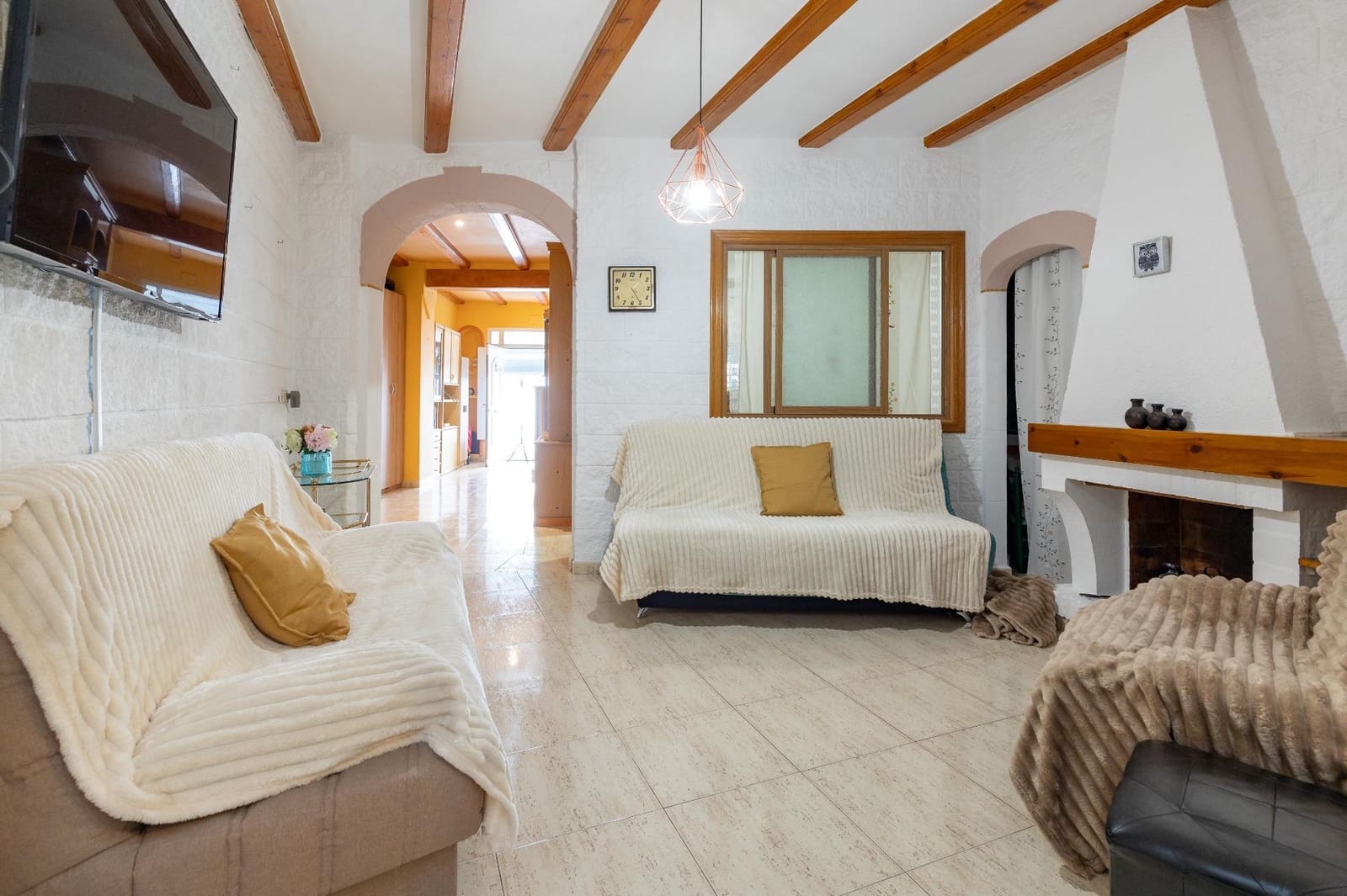 Adosado de 5 habitaciones en Benigánim en venta con garaje - 249.000 € (Ref: 9619545)