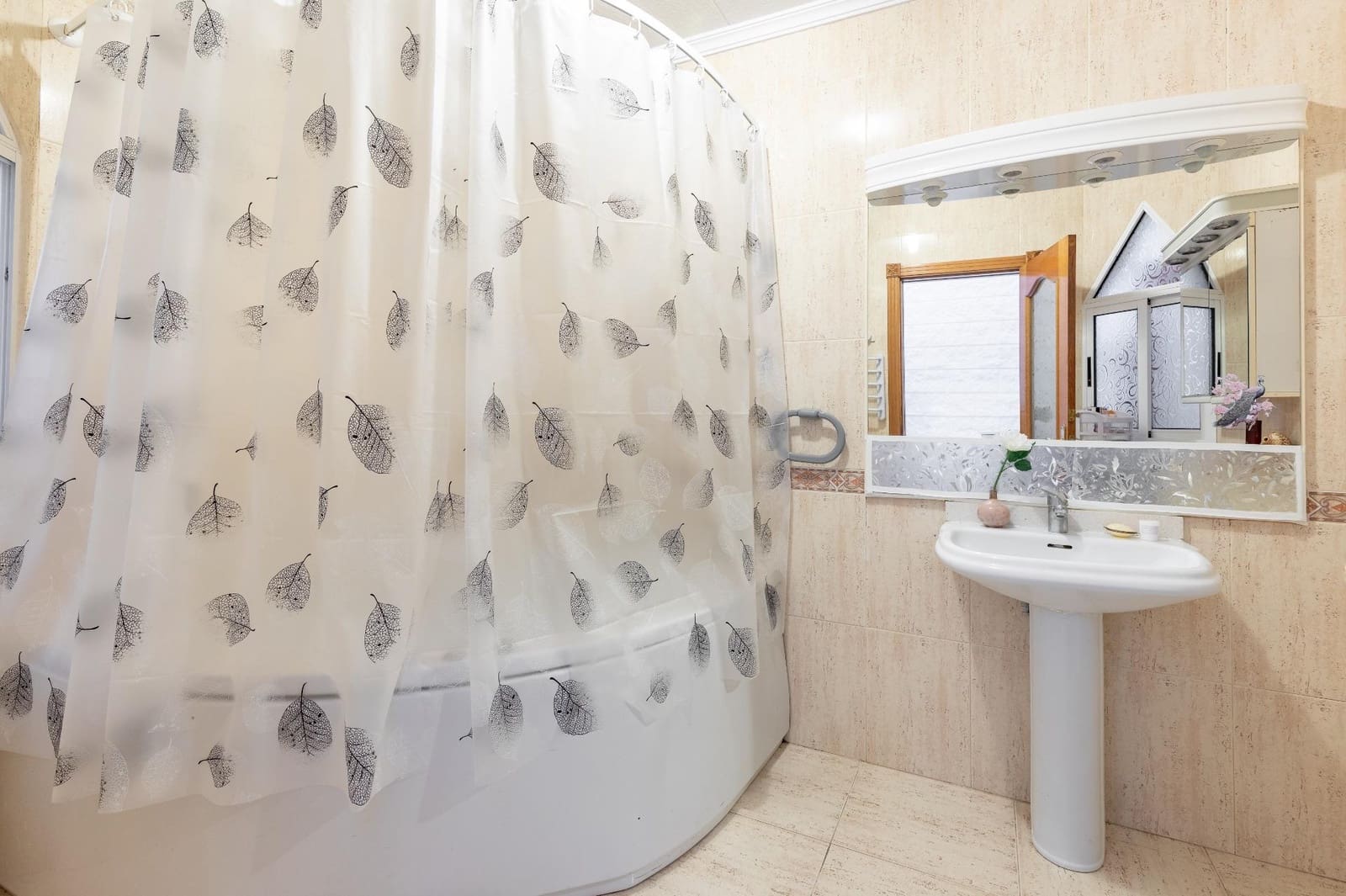 Adosado de 5 habitaciones en Benigánim en venta con garaje - 249.000 € (Ref: 9619545)