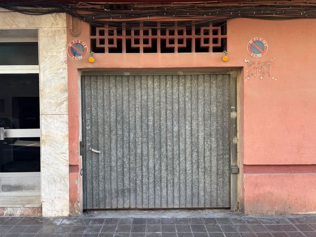 Garasje til salgs i Benimamet, Valencia by - € 6 800 (Ref: 9619551)