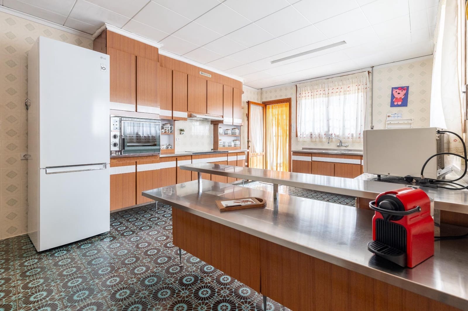 6 bedroom Townhouse for sale in Betera with garage - € 800,000 (Ref: 9619580)