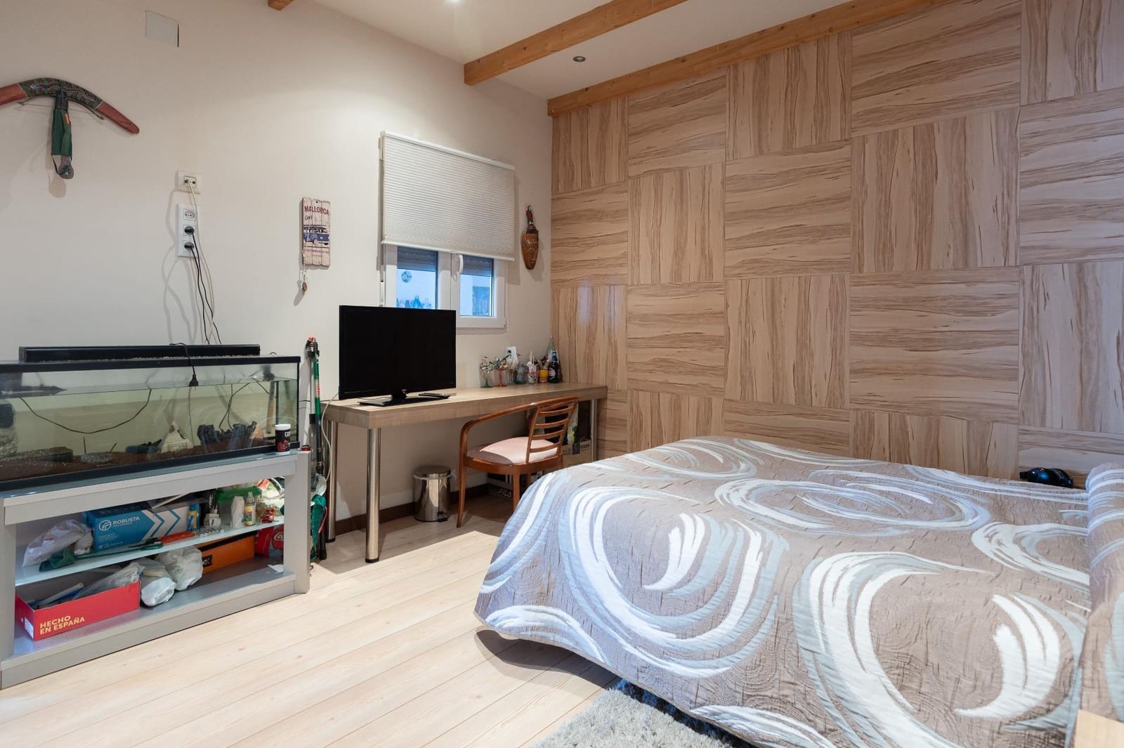 6 bedroom Townhouse for sale in Betera with garage - € 800,000 (Ref: 9619580)