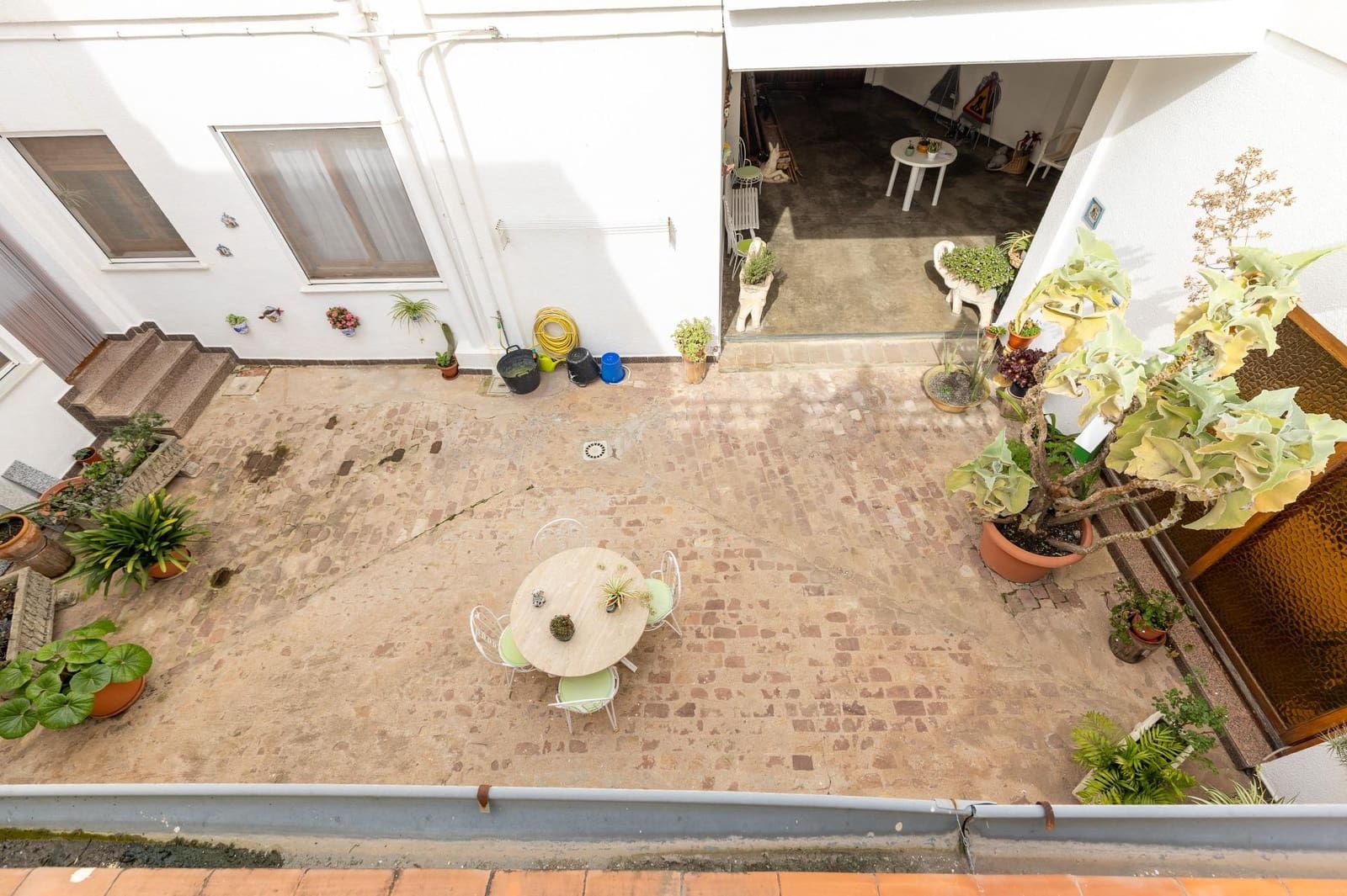 6 bedroom Townhouse for sale in Betera with garage - € 800,000 (Ref: 9619580)