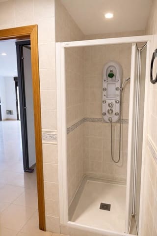 2 sovrum Lägenhet att hyra i L'Eliana - 1 100 € (Ref: 9627833)