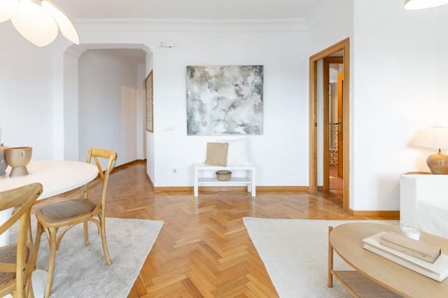 2 slaapkamer Flat te koop in La Petxina, Valencia stad - € 285.000 (Ref: 9637853)