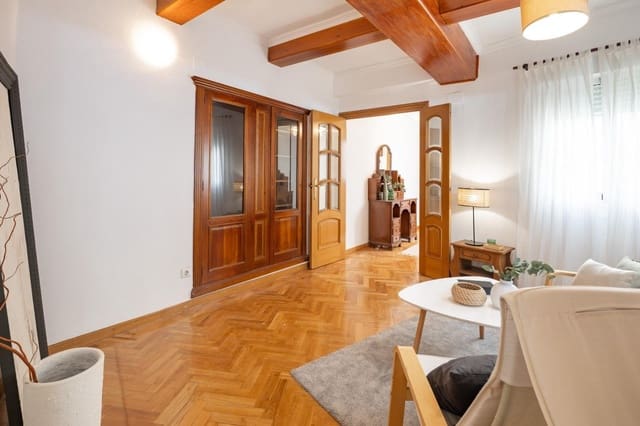 2 slaapkamer Flat te koop in La Petxina, Valencia stad - € 285.000 (Ref: 9637853)