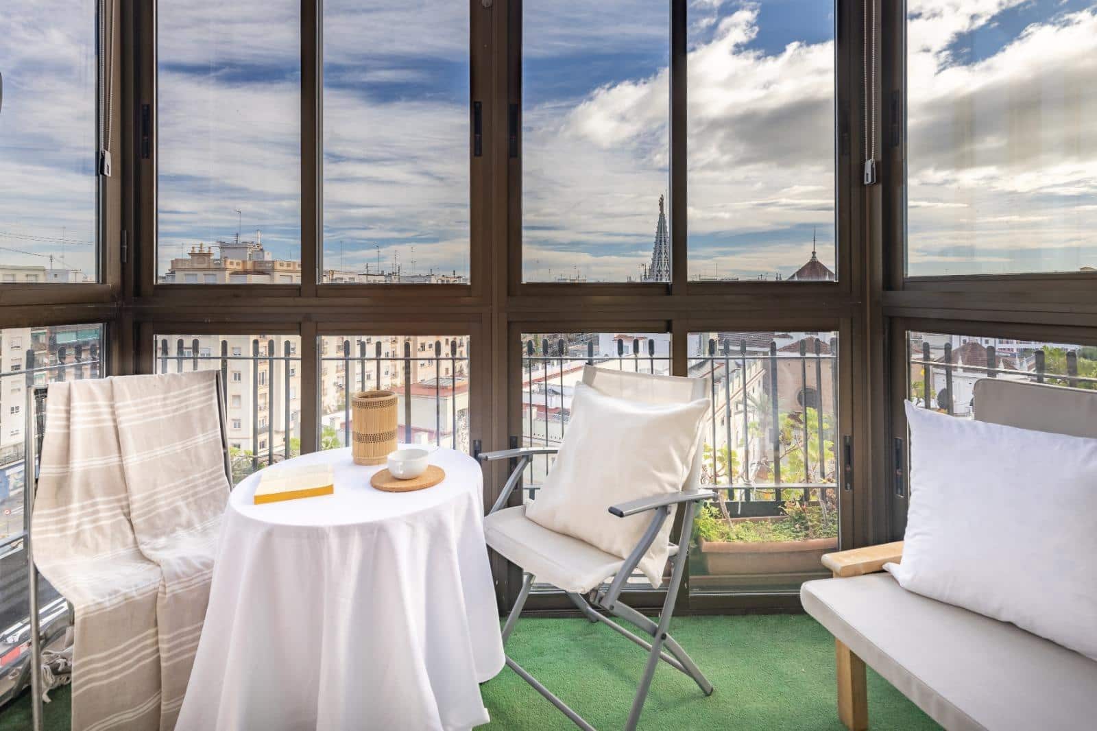 2 slaapkamer Flat te koop in Valencia stad - € 285.000 (Ref: 9637853)