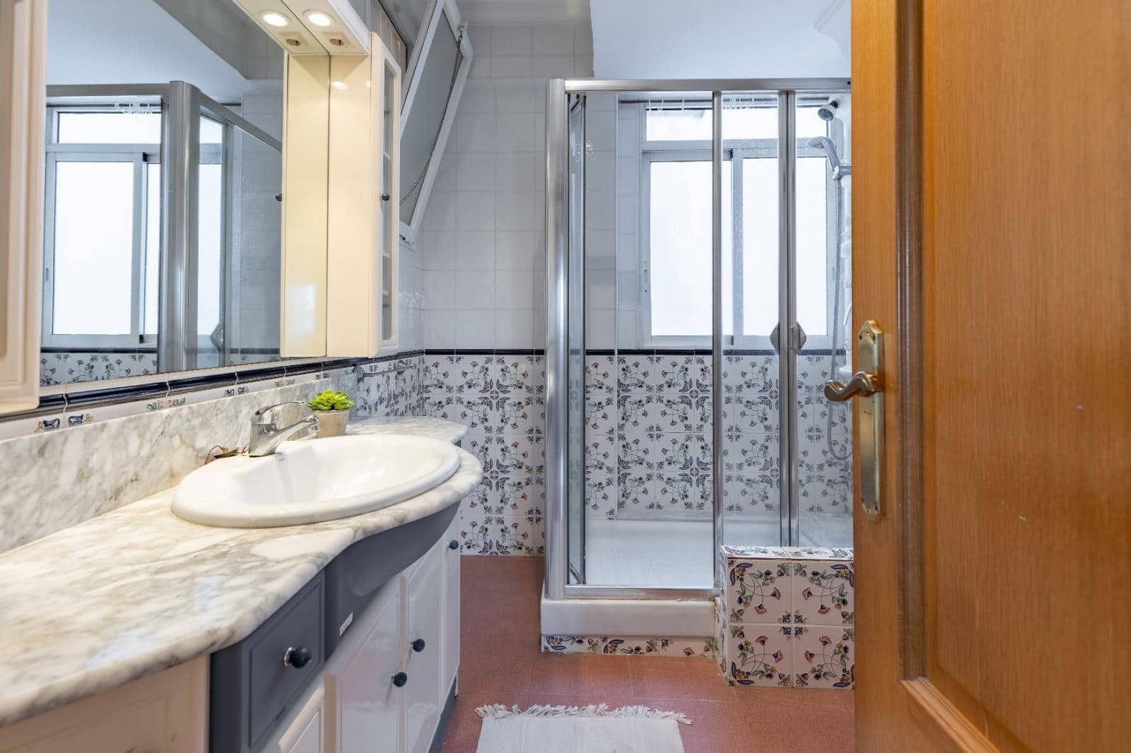 2 slaapkamer Flat te koop in Valencia stad - € 285.000 (Ref: 9637853)