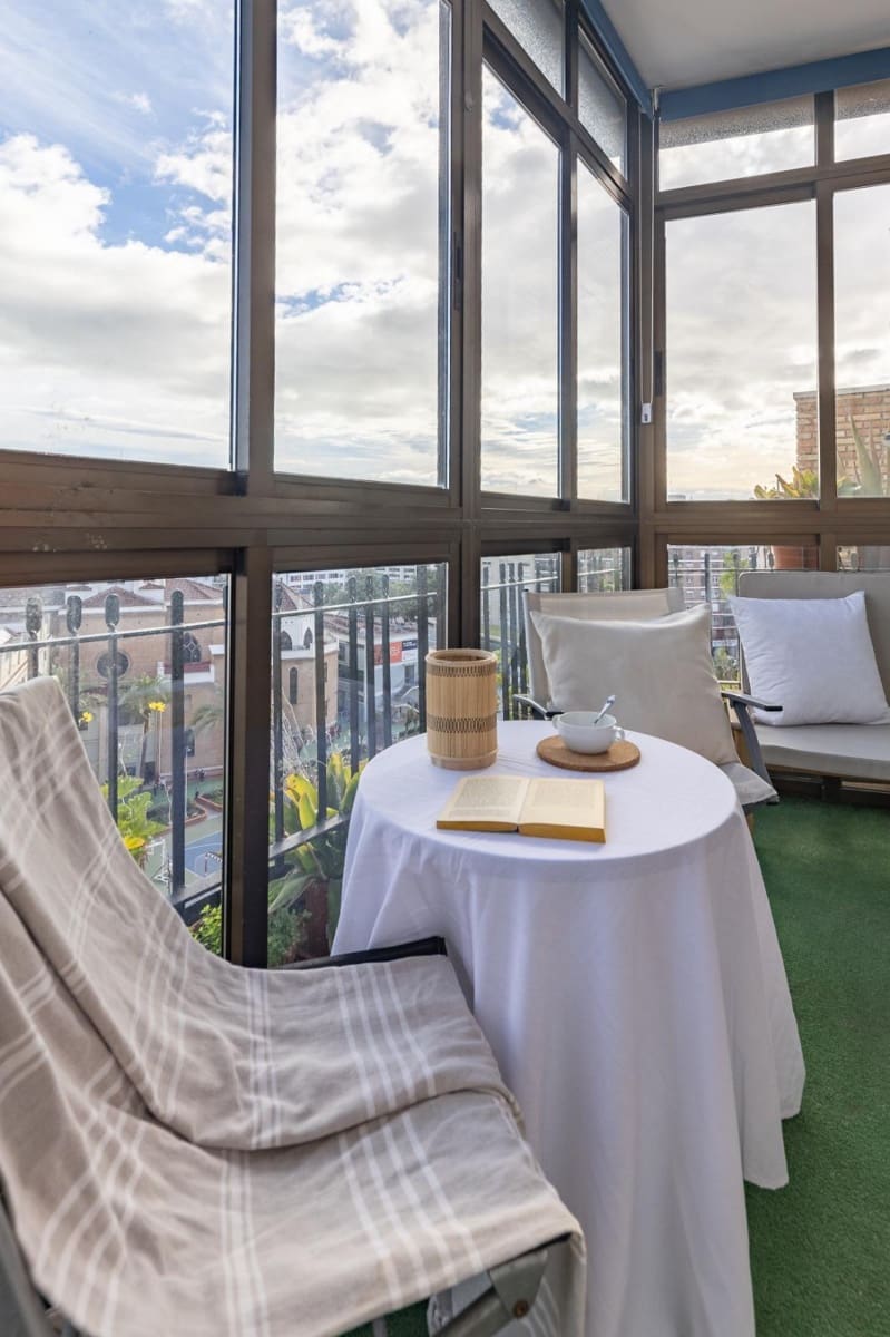 2 slaapkamer Flat te koop in Valencia stad - € 285.000 (Ref: 9637853)