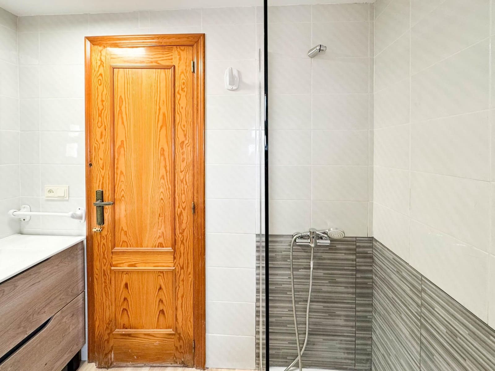 3 Zimmer Apartment zu vermieten in Gandia mit Pool - 900 € (Ref: 9637854)