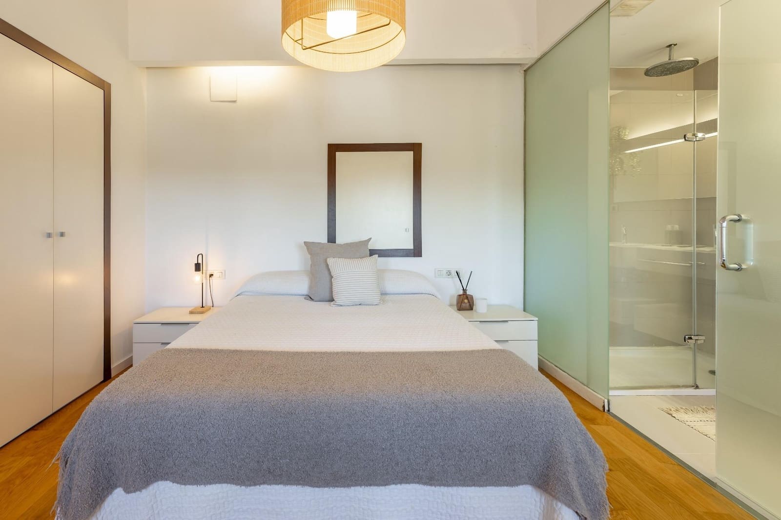 2 sypialnia Dom blizniak na sprzedaż w Enguera z garażem - 190 000 € (Ref: 9637855)