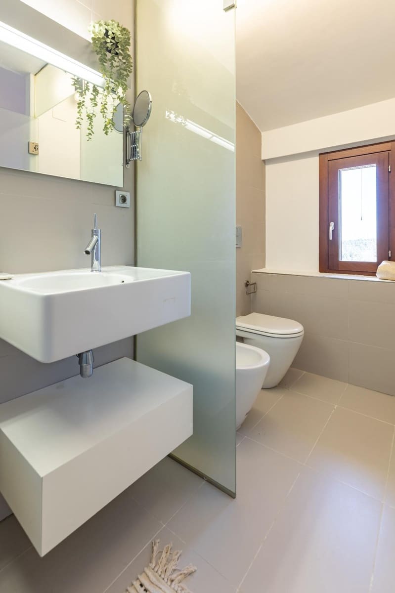 2 sypialnia Dom blizniak na sprzedaż w Enguera z garażem - 190 000 € (Ref: 9637855)