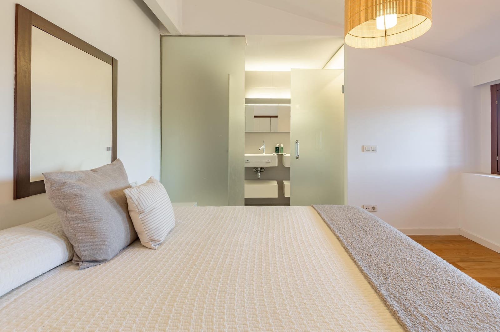 2 sypialnia Dom blizniak na sprzedaż w Enguera z garażem - 190 000 € (Ref: 9637855)