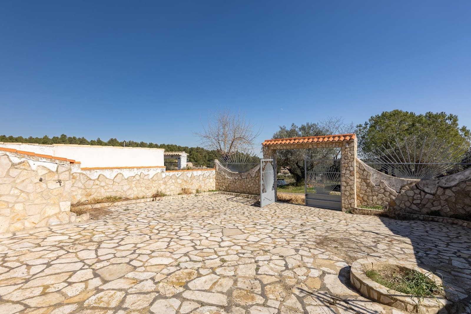 2 sypialnia Dom blizniak na sprzedaż w Enguera z garażem - 190 000 € (Ref: 9637855)