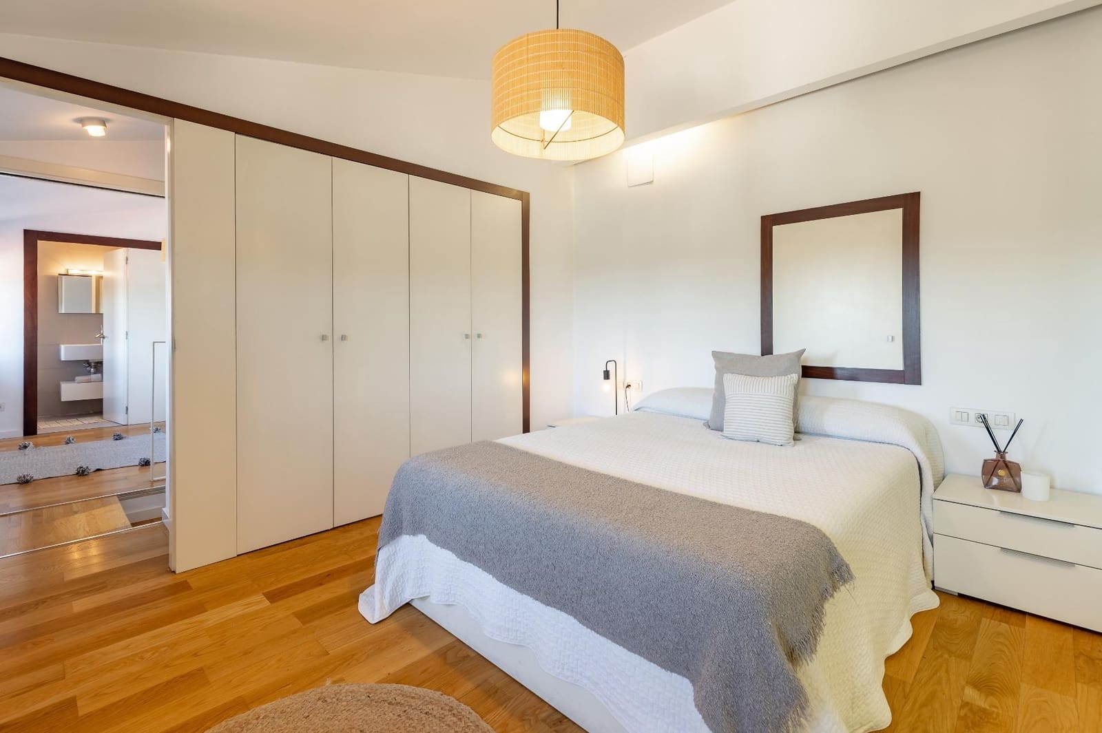 2 slaapkamer Halfvrijstaande villa te koop in Enguera met garage - € 183.000 (Ref: 9637855)