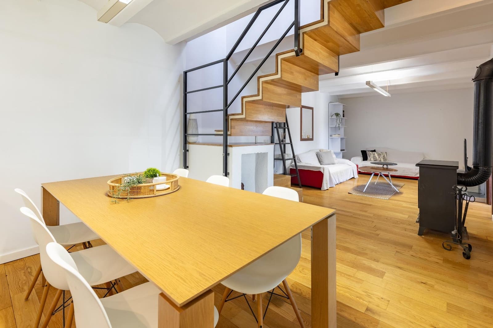 2 slaapkamer Halfvrijstaande villa te koop in Enguera met garage - € 183.000 (Ref: 9637855)