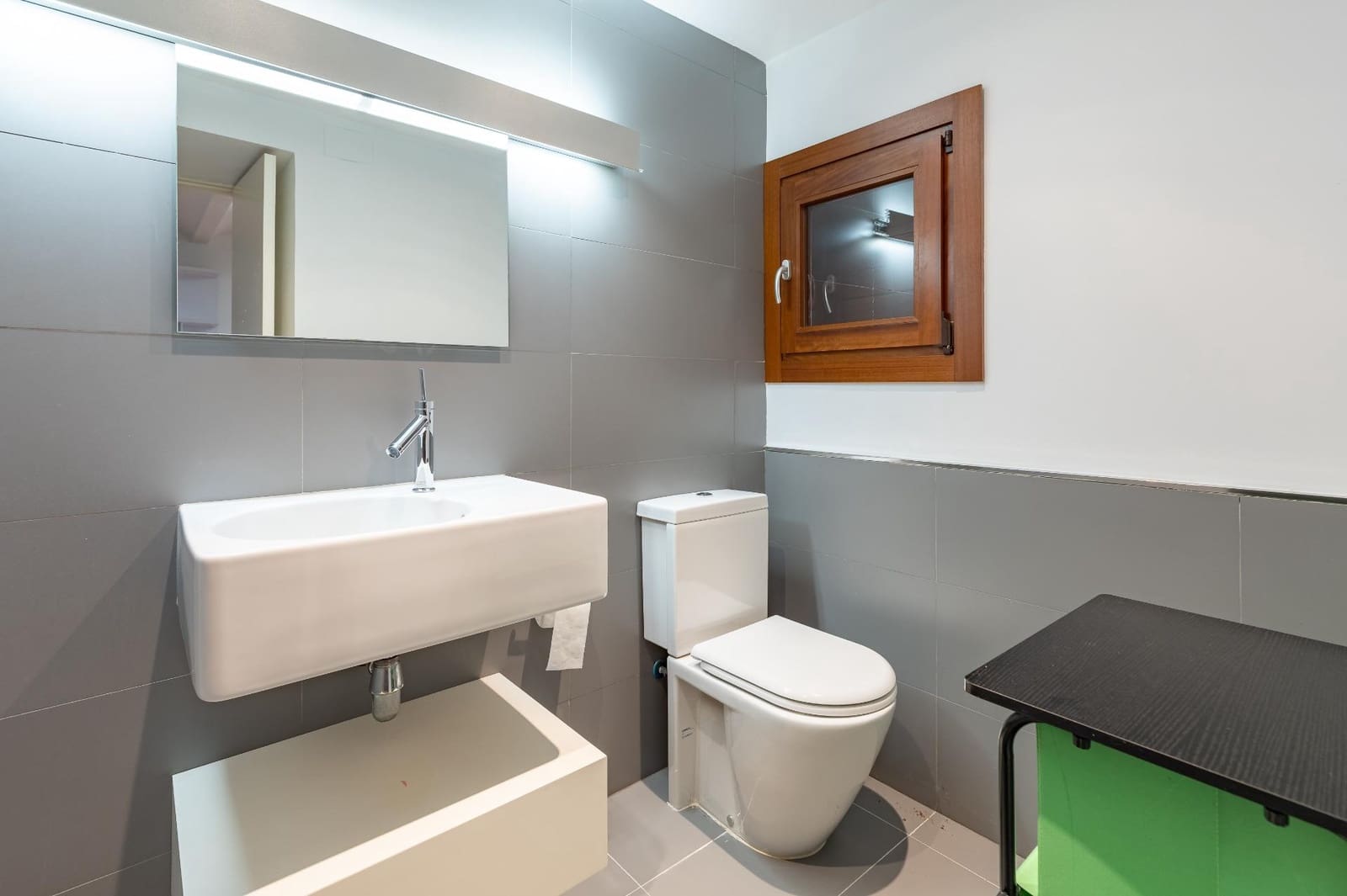 2 slaapkamer Halfvrijstaande villa te koop in Enguera met garage - € 183.000 (Ref: 9637855)