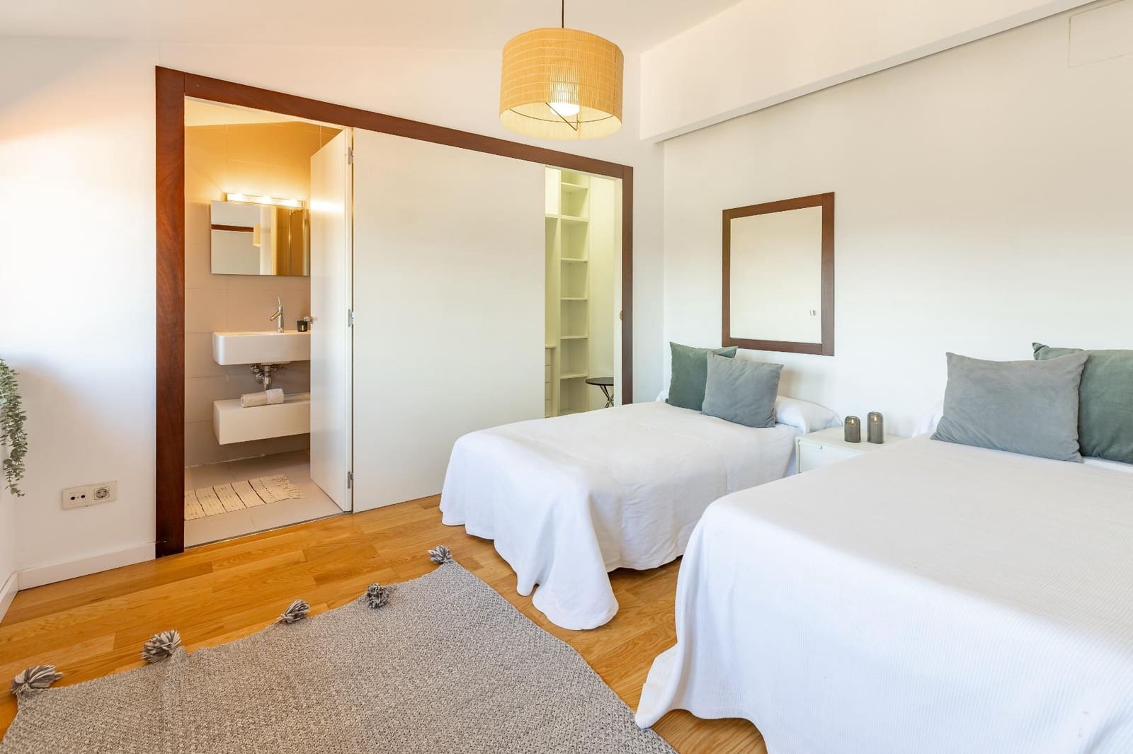 2 slaapkamer Halfvrijstaande villa te koop in Enguera met garage - € 183.000 (Ref: 9637855)