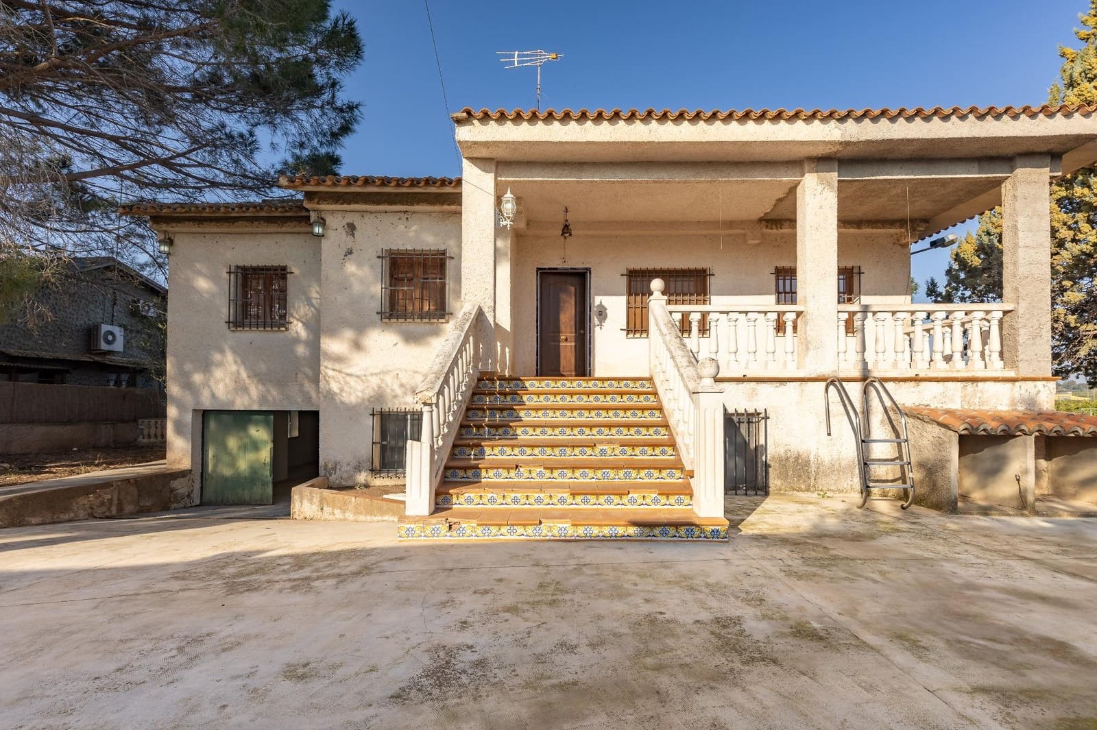 Chalet de 3 habitaciones en Bétera en venta con garaje - 225.000 € (Ref: 9637856)